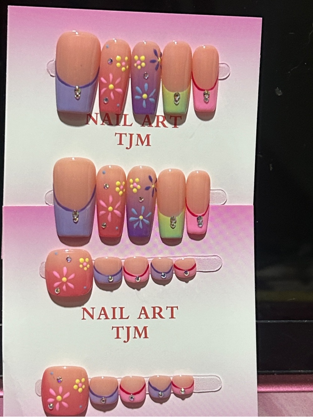 Press on nails and toe nails set